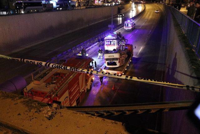 Cipe çarpan hafif ticari araç 10 metre yükseklikten tünele uçtu: 3 yaralı