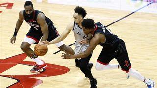 James Harden'dan San Antonio Spurs potasına 61 sayı