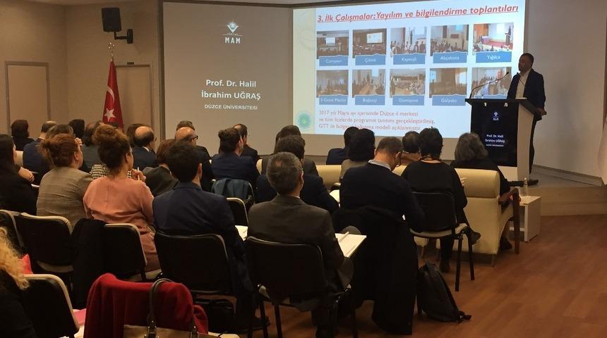 Düzce Üniversitesi geleneksel bitkisel tıbbi ürünler istişare toplantısına katıldı