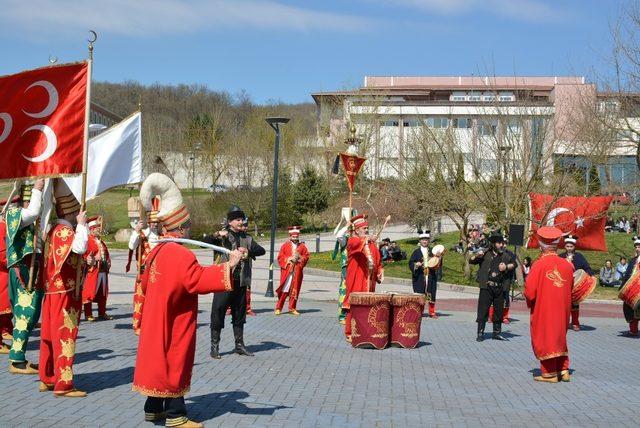 Üniversite öğrencileri Nevruz Bayramını kutladı