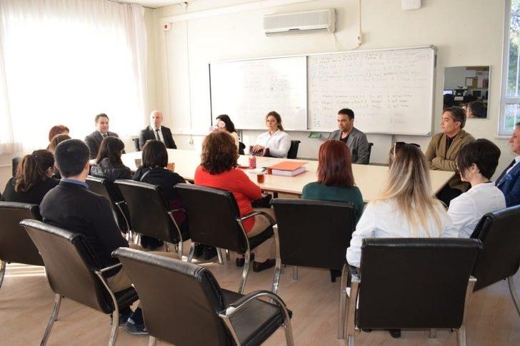 Kitaptan Kanatlar Gazi Ortaokulunda G2