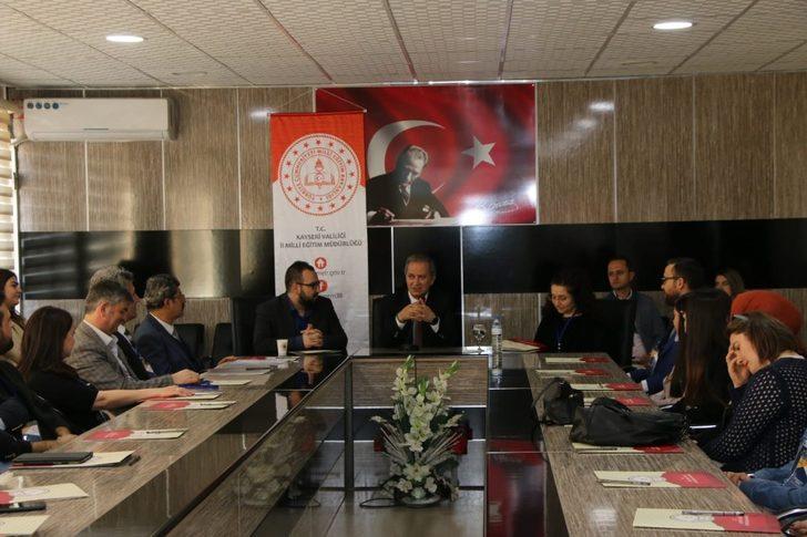 Yabancı dil eğitim Çalıştayı yapıldı G1