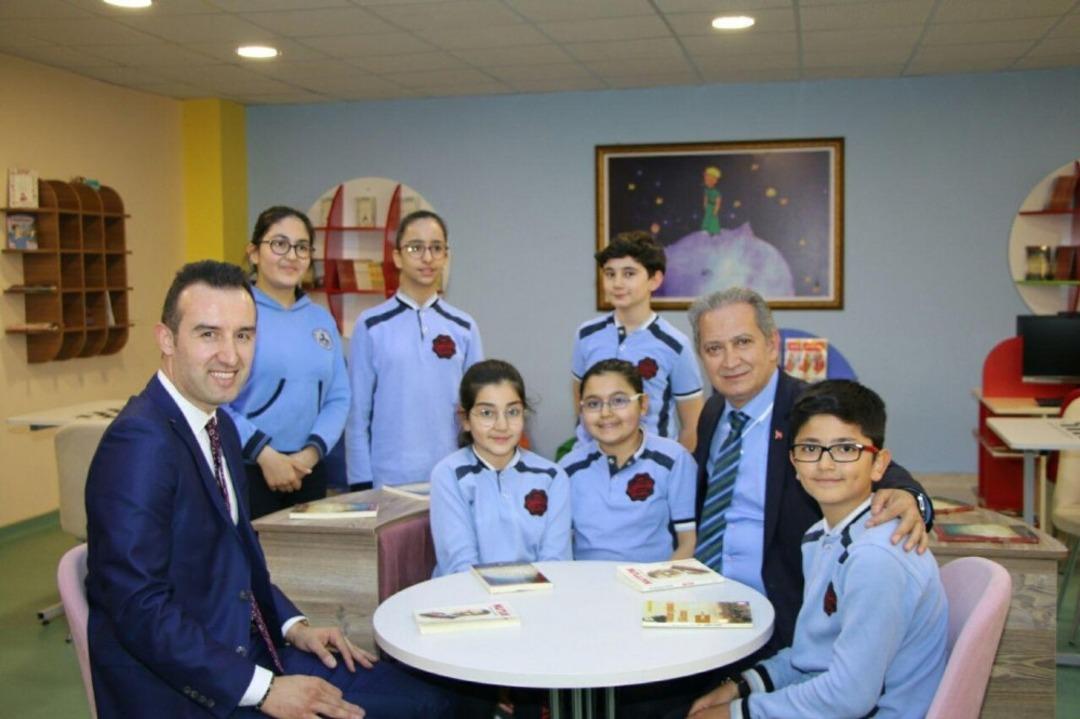 Kadir Has Ortaokulu Z-K&uuml;t&uuml;phane ve Robotik Kodlama At&ouml;lyesi a&ccedil;ılışı yapıldı