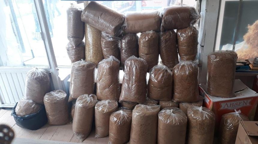 Van&rsquo;da 144 kilo ka&ccedil;ak t&uuml;t&uuml;n ele ge&ccedil;irildi.