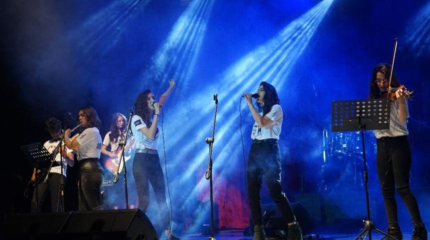 Mezitli Belediyesi 2. Liseler Arası M&uuml;zik Yarışması yapıldı