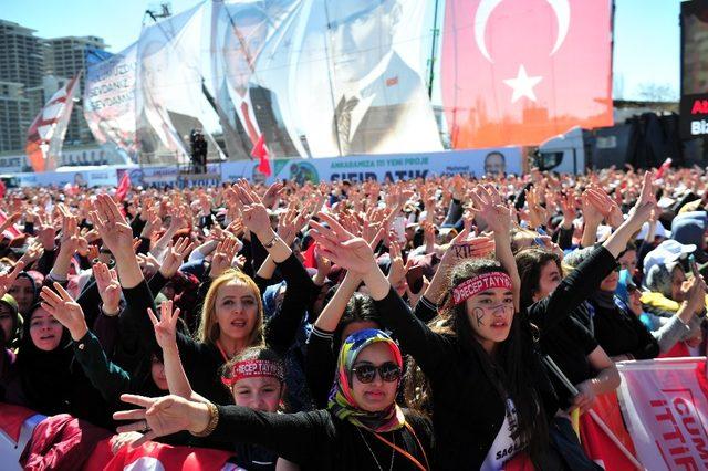 Cumhur İttifakı’nın ortak mitinginde binlerce vatandaş alanı doldurdu