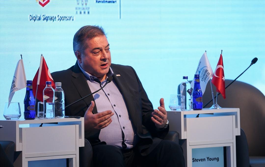 "Bir bankanın ka&ccedil; şubesi olduğu sorusu anlamını yitiriyor"