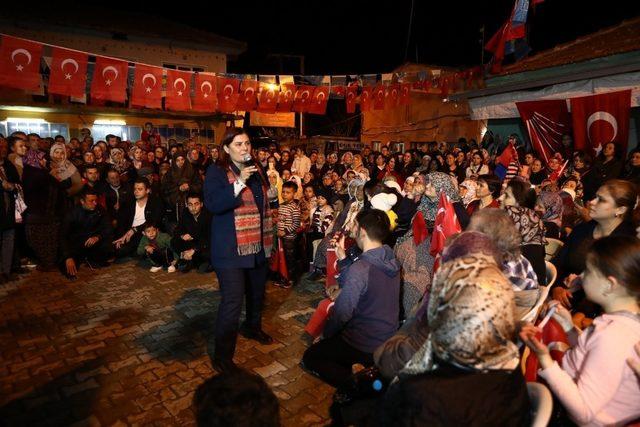 Özlem Çerçioğlu seçim çalışmalarını Yenipazar’da sürdürdü