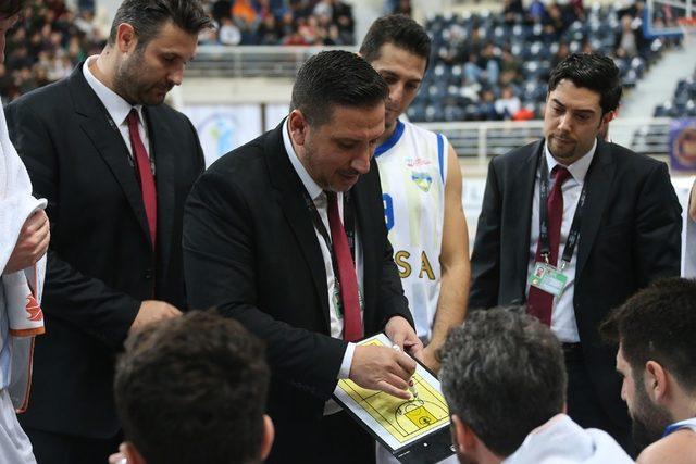 Denizli Basket sezonda oynanan 20 maçı da kazanarak tarih yazdı