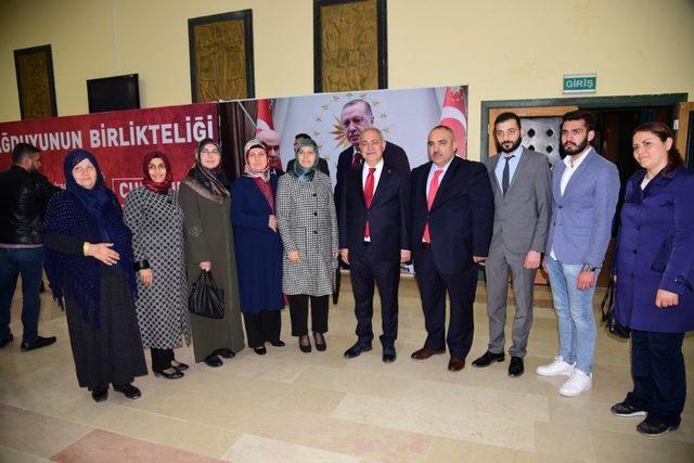 Başkan Kadir Kara, MHP ve Ak Parti teşkilatlarına projelerini tanıttı