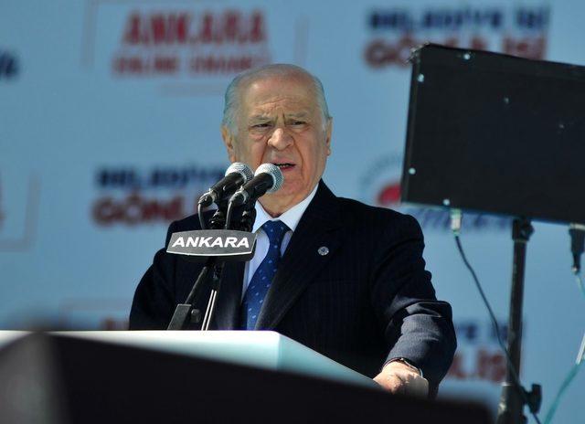 Bahçeli: ’’31 Mart seçimleri Ankara için uçurumdan önceki son çıkıştır