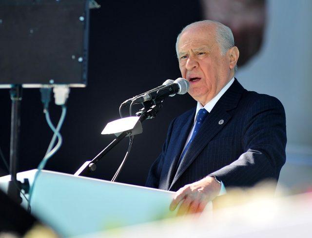 Bahçeli: ’’31 Mart seçimleri Ankara için uçurumdan önceki son çıkıştır