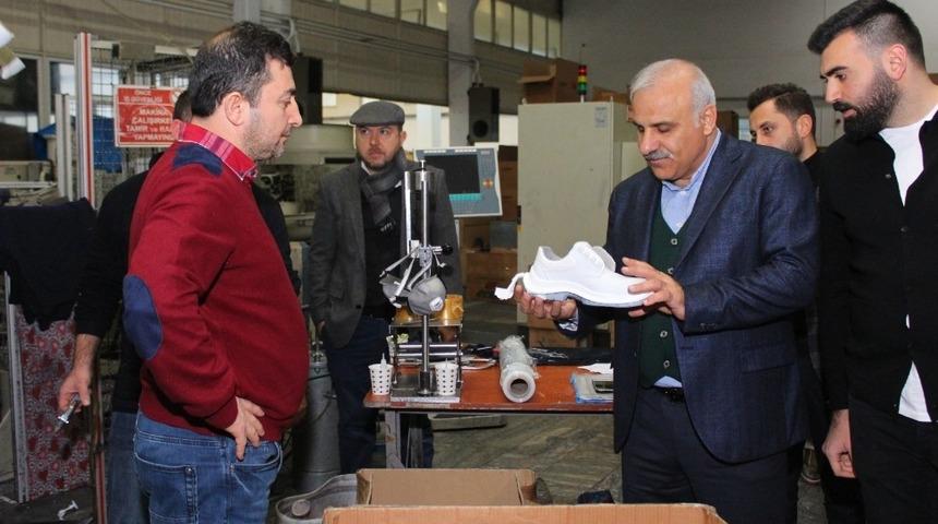 Zorluoğlu, Arsin&rsquo;de sanayiciler ile Yomra&rsquo;da gen&ccedil;lerle buluştu