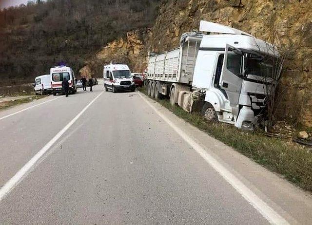 Ordu’da trafik kazası: 8 yaralı