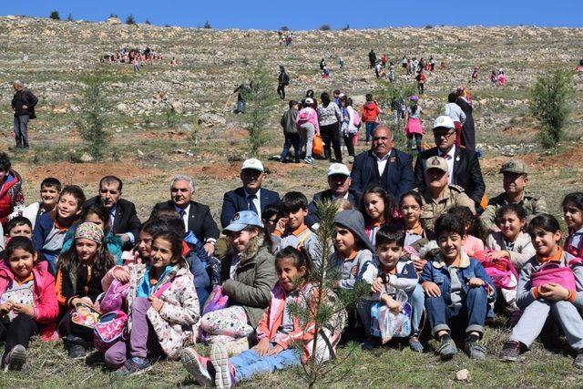 Malatya’da fidanlar toprakla buluştu