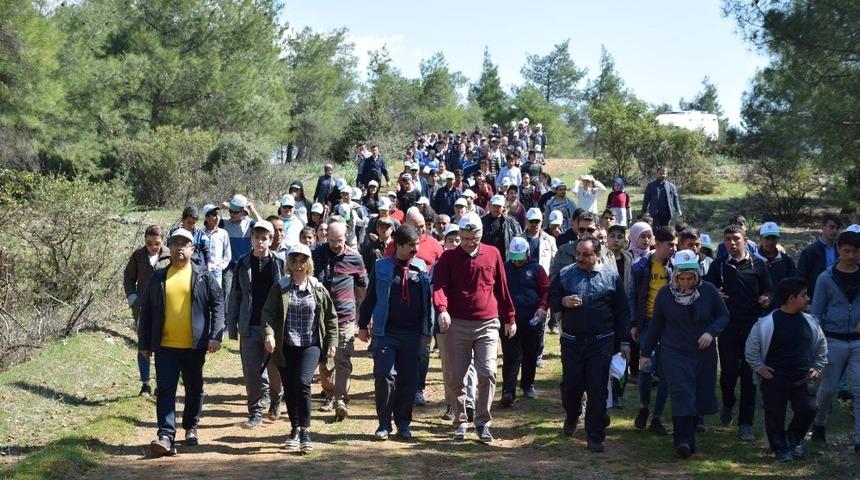 Kilis&rsquo;te 180 yıl doğa y&uuml;r&uuml;y&uuml;ş&uuml; d&uuml;zenlendi