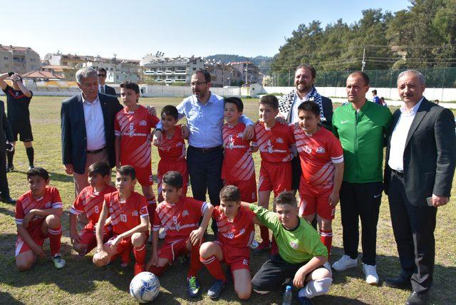 Bakan Kasapoğlu, Bodrum'da spor kulüplerini ziyaret etti (2)