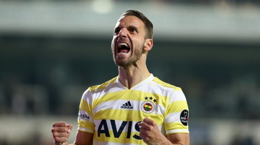 Fenerbahçe'nin eski yıldızı Soldado, La Liga tarihine geçti