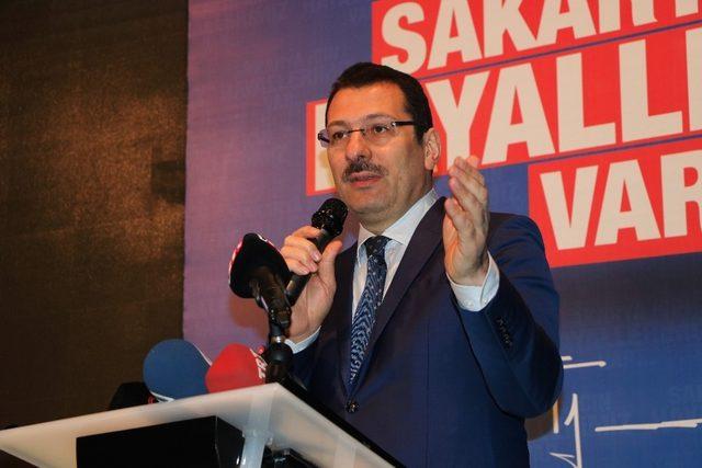 AK Parti Sakarya Büyükşehir Belediye Başkan adayı Ekrem Yüce projelerini tanıttı