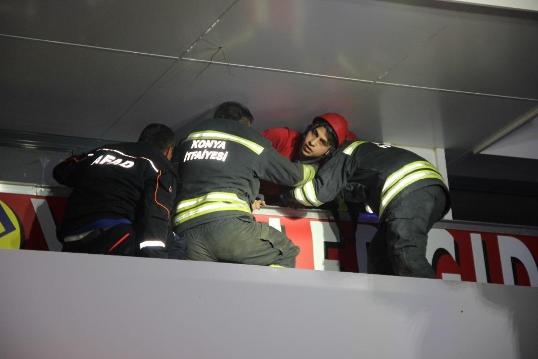 Konya'da korkutan anlar! İtfaiye ve AFAD ekipleri kurtardı