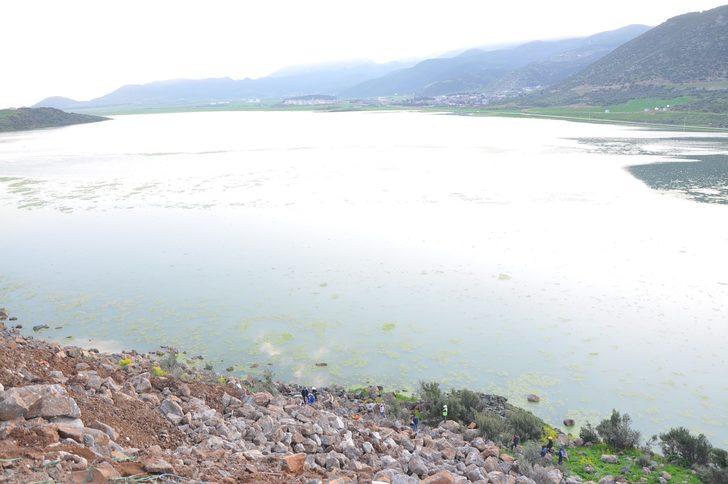Fotoğraf çekmek için indi, koku gelmeye başlayınca gerçek ortaya çıktı G2