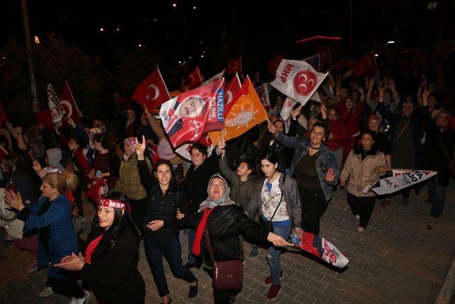 Cumhur İttifakı’ndan Nazilli’de 3. ‘Yüreğini Koy’ yürüyüşü