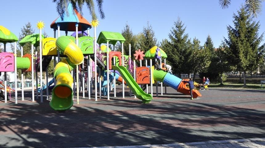 Baharın gelişi vatandaşları sevindirdi