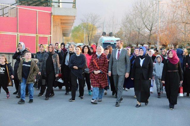 Başkan Işık Gürsu’lu kadınlarla beş çayında buluştu