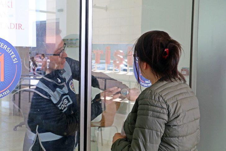 YDS'ye girecek adaylar, maratoncuları aratmadı G3