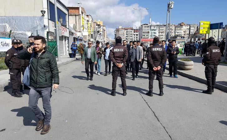 Bayrağını alan Yenikapı Mitingi'ne koştu! Alana böyle geldiler G1