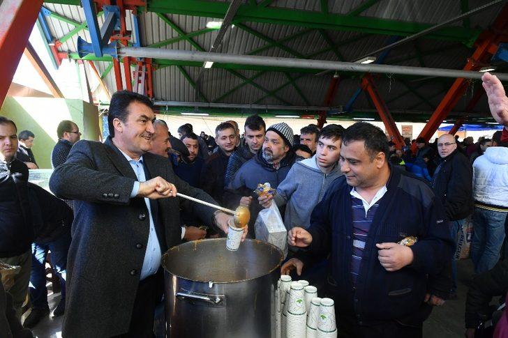 Dündar, kuş pazarını gezdi G4