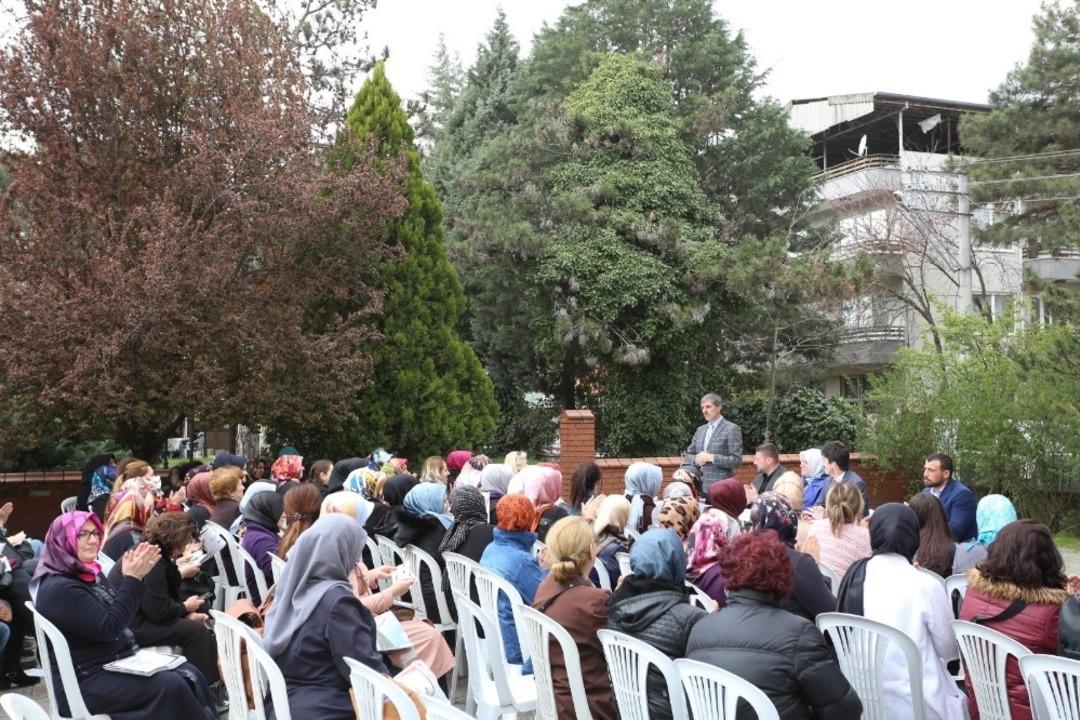 Serdivan&rsquo;da her toplantı miting gibi ge&ccedil;iyor