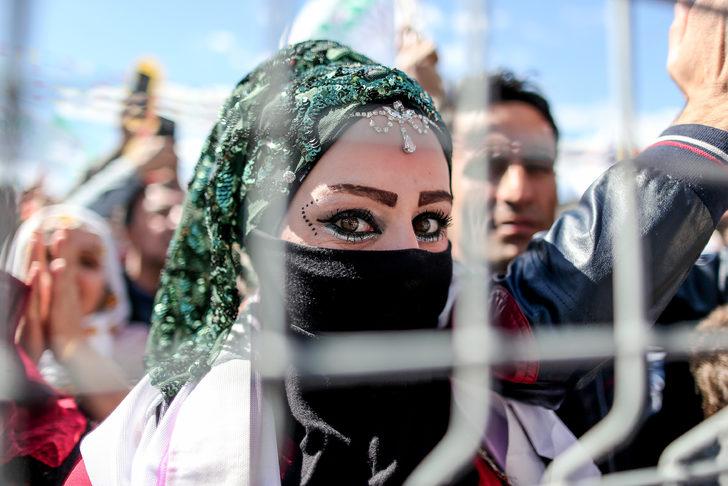 Bakırköy'de Nevruz coşkusu! Yüzlerce vatandaş alanı doldurdu G5