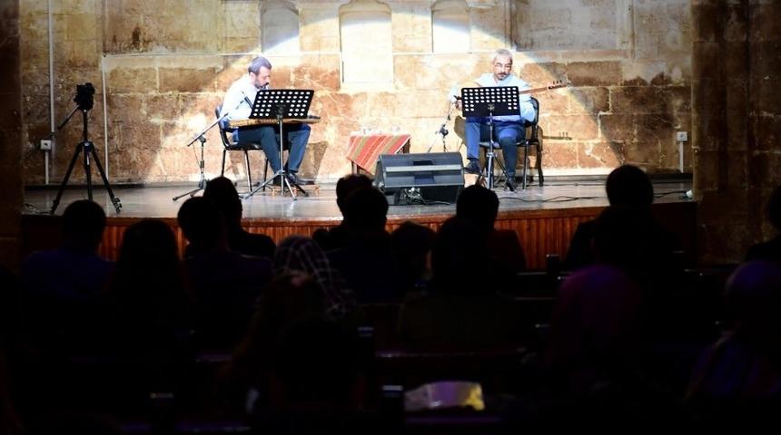 ’iki Mızrap Bir Ses’ konseri yoğun ilgi gördü