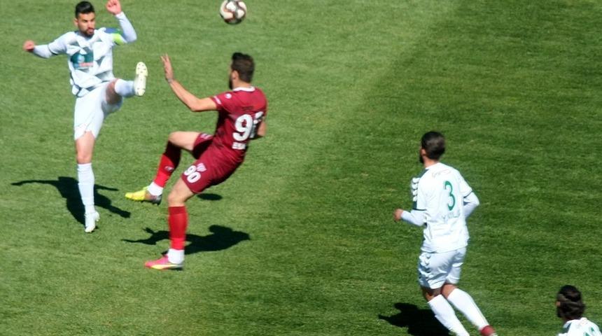 TFF 2. Lig: Bandırmaspor Baltok: 3 - Konya Anadolu Sel&ccedil;ukspor: 3
