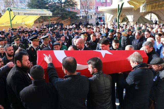 3 uzman onbaşının hayatını kaybettiği kaza, araç kamerasında (3)