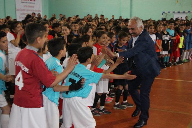 Şırnak'ta Geleneksel Çocuk Oyunları Ligi başladı