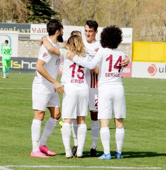 TFF 2. Lig: İnegölspor: 5 - Manisaspor: 1