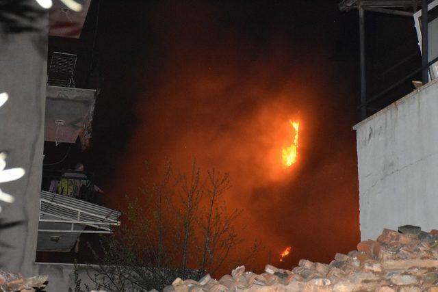 Aydın’da bir mahalle komple yanmaktan kurtuldu