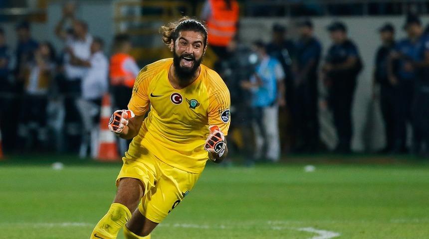 Akhisarspor'da Fatih Öztürk affedildi