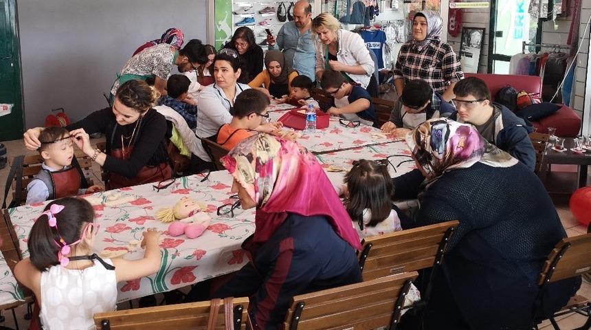 Prof. Dr. G&ouml;kay Bozkurt; &ldquo;Down Sendromu bir hastalık değildir&rdquo;