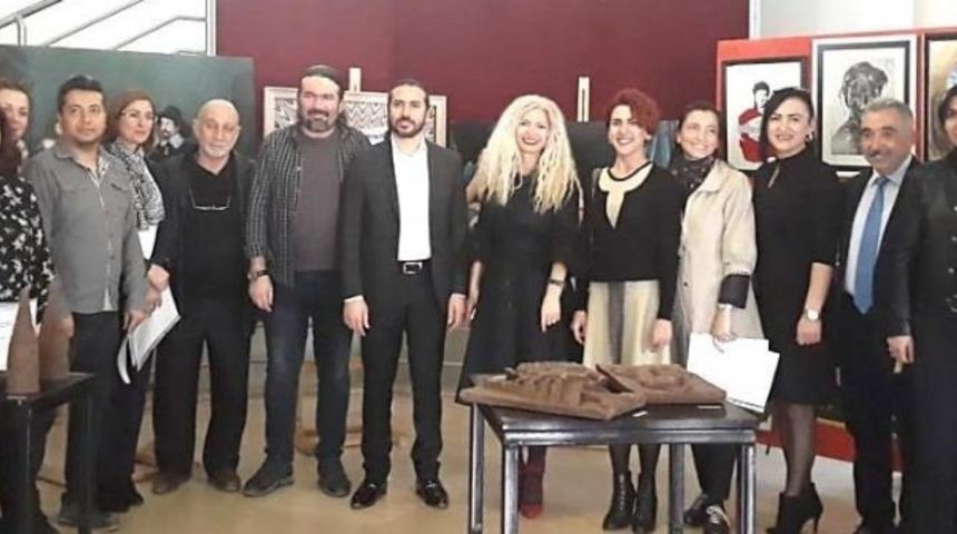 GAÜN’de kadın temalı sergi