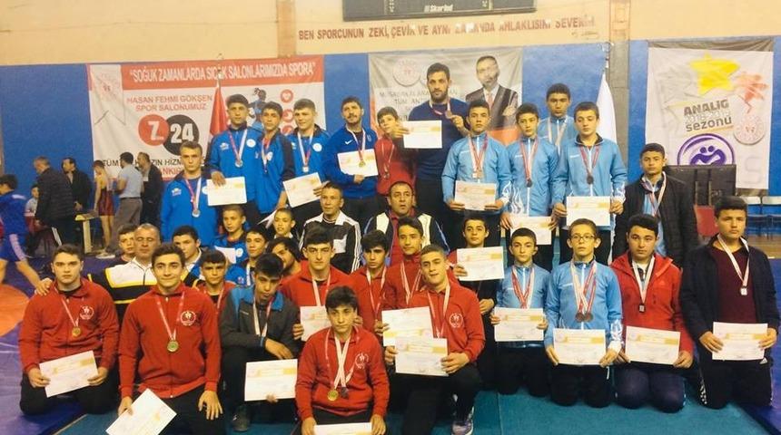 Kayseri Analig G&uuml;reş takımı T&uuml;rkiye Finalinde
