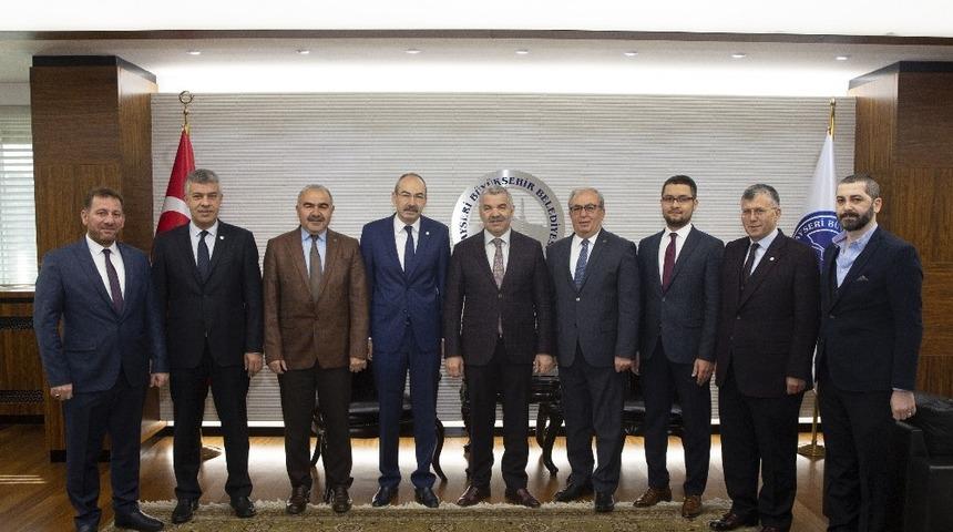 Ticaret Odası&rsquo;ndan Başkan &Ccedil;elik&rsquo;e teşekk&uuml;r ziyareti