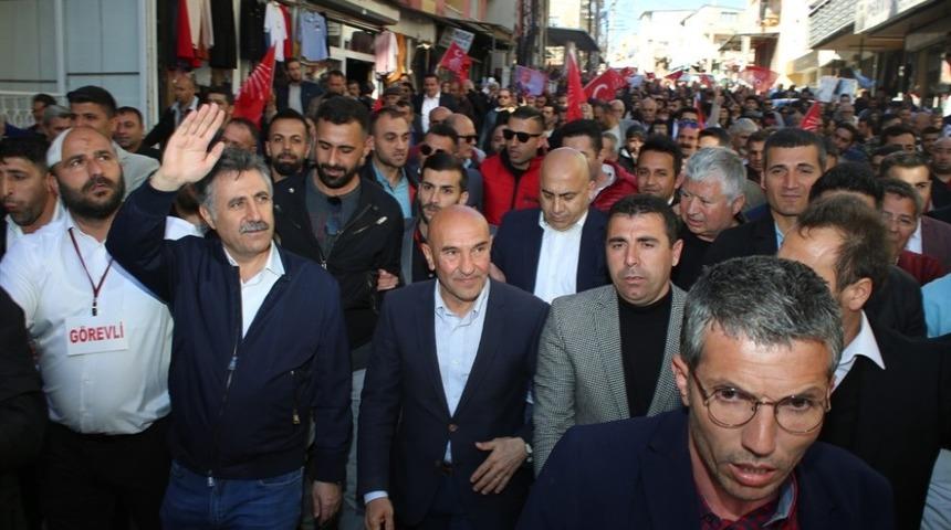 Bayraklı&rsquo;da dev y&uuml;r&uuml;y&uuml;ş