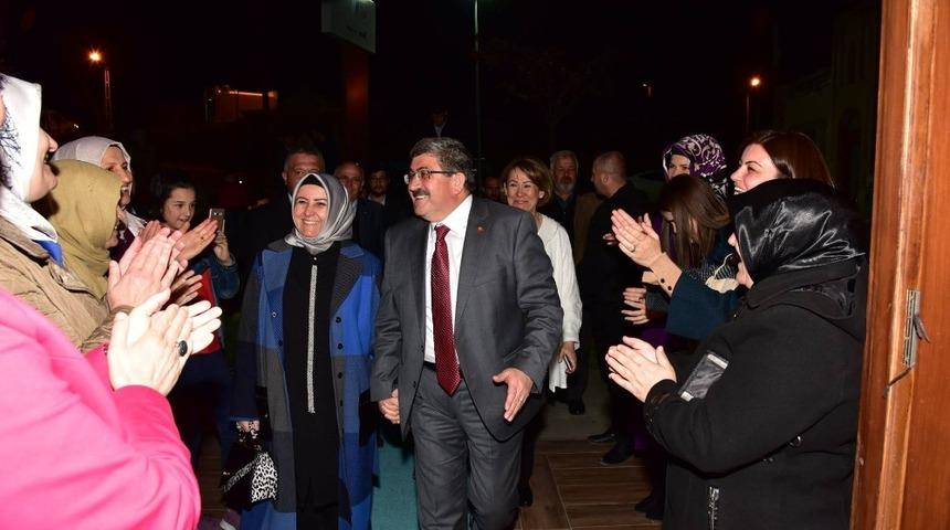 Başkan Can&rsquo;a Osmangazi Mahallesinde coşkulu karşılama