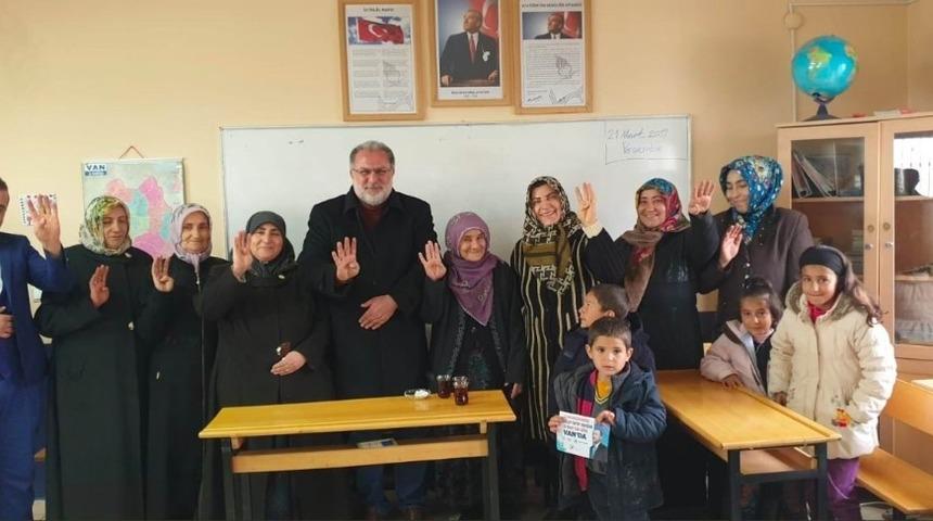 G&uuml;la&ccedil;ar: &ldquo;Bu şehri beraber kalkındıracağız&rdquo;