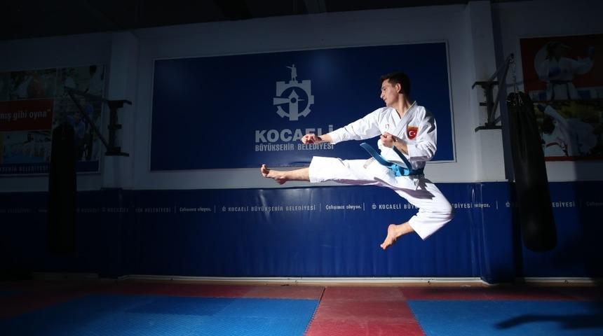 İşitme engelli karateci, tarih yazmak istiyor