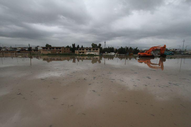 Irak'ta sel hayatı olumsuz etkiledi  G2