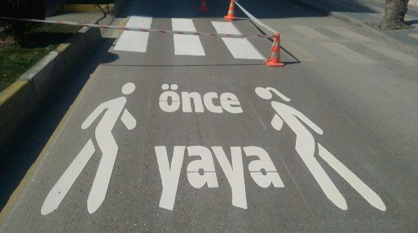 Çorum Belediyesin’den figürlü yaya geçidi çalışması